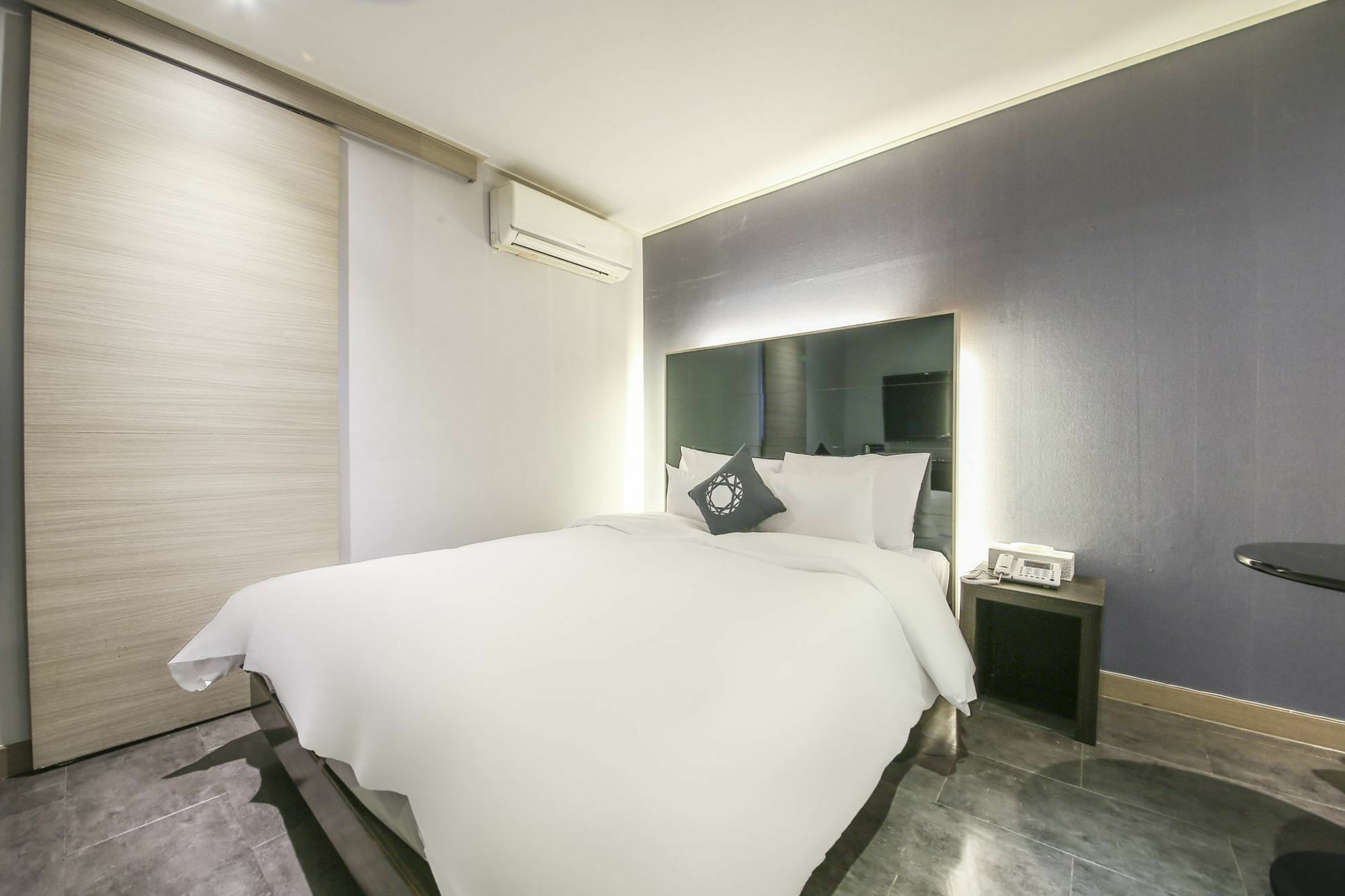 Hotel Cullinan Seocho Seoul Exterior foto